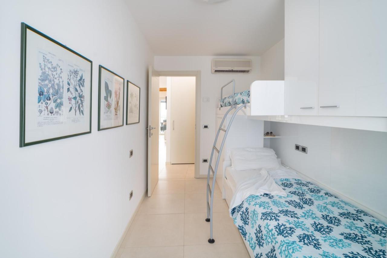 Residenza Ore Felici Lignano Sabbiadoro Eksteriør billede